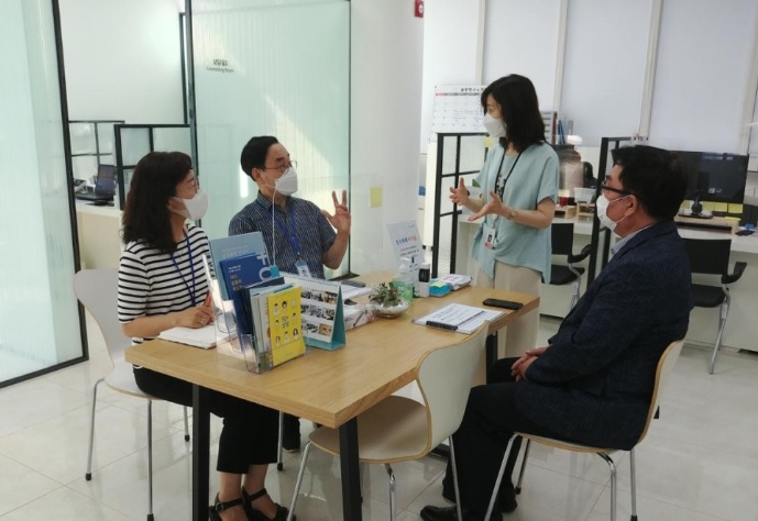 정책포럼 참여자 사진